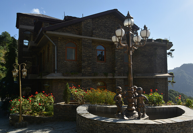 luxury-2-bhk-apartments-in-shimla luxury-2-bhk-apartments-in-shimla